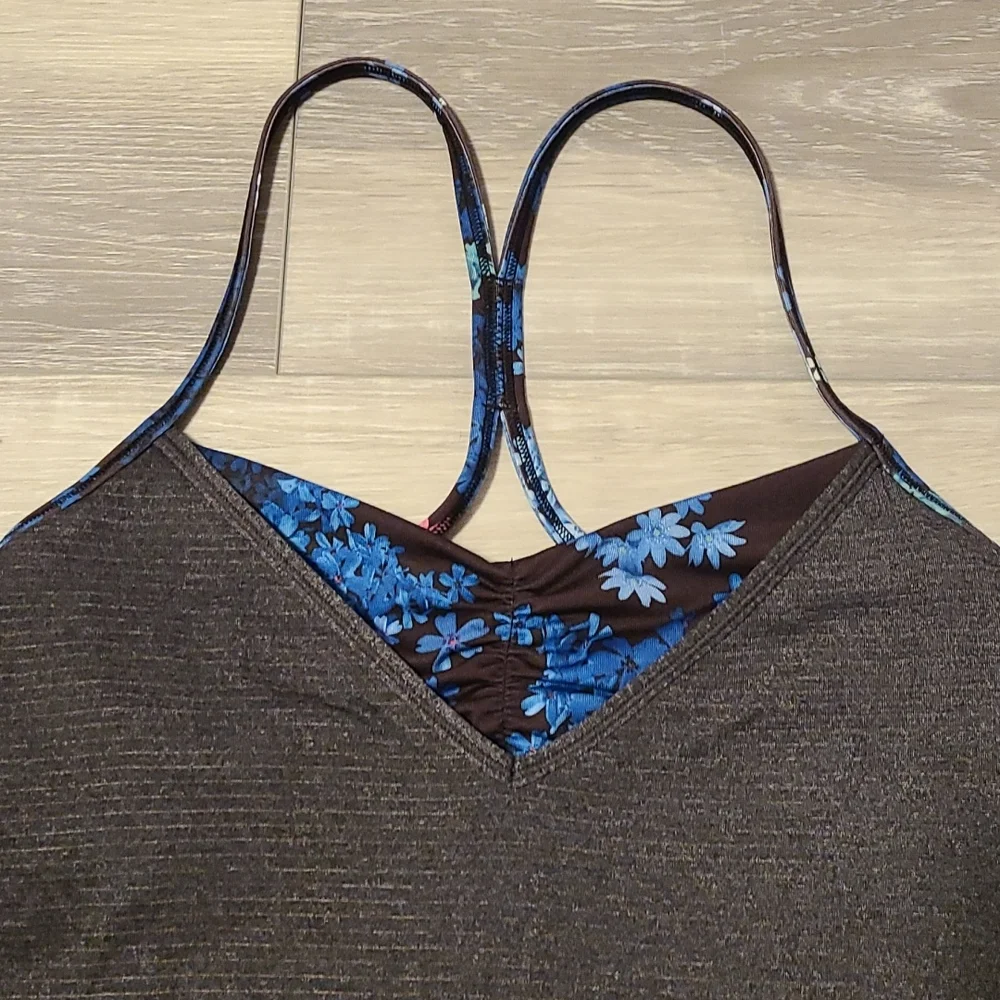 💀Lululemon Roll Out Tank in Heathered Black / Petal Pop Multi / Black - Picture 6 of 14